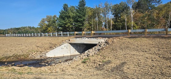 Hwy 25 north of Pierz showing drainage omplete Hwy 25 photo of work bridge